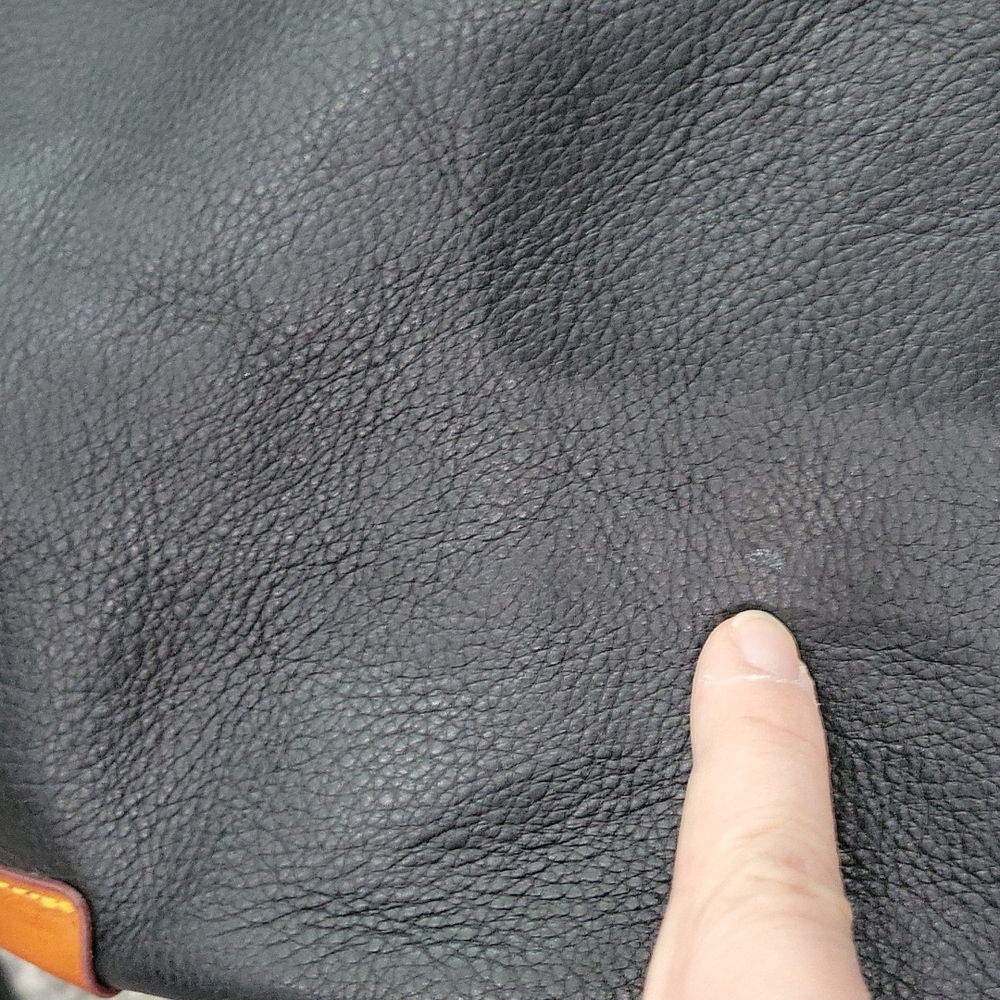 Euc Dooney & Burke Leather Tote Shoulder Bag Tortoise Duck Emblem Black Brown - Picture 9 of 10